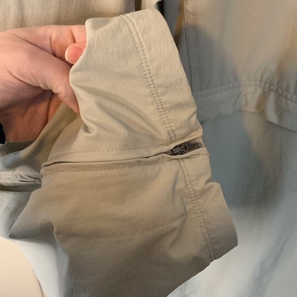 Columbia Titanium Convertible Packable Tan Cargo Pants Women's Size Medium - Picture 5 of 11
